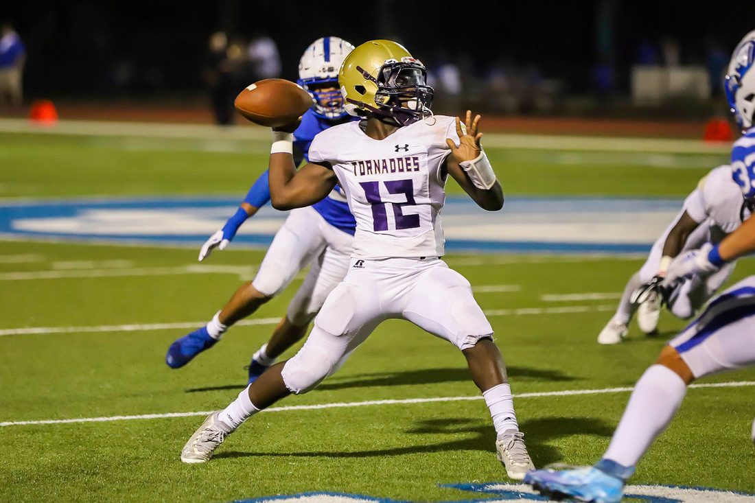 High school football game action — Tampa Bay